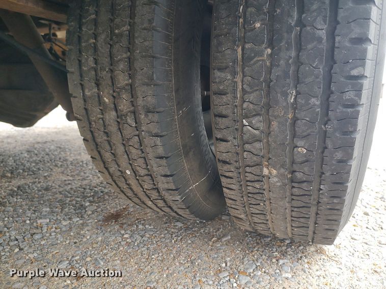 image for item MM9934 1998 Chevrolet Express G3500  school bus