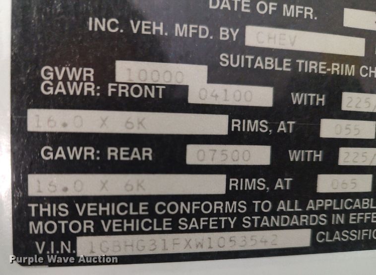 image for item MM9934 1998 Chevrolet Express G3500  school bus