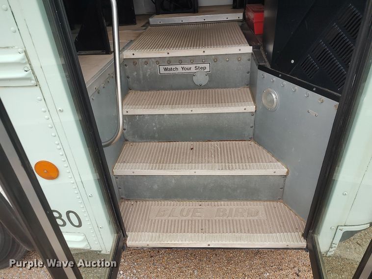 image for item MM9935 2000 Blue Bird All American  coach bus