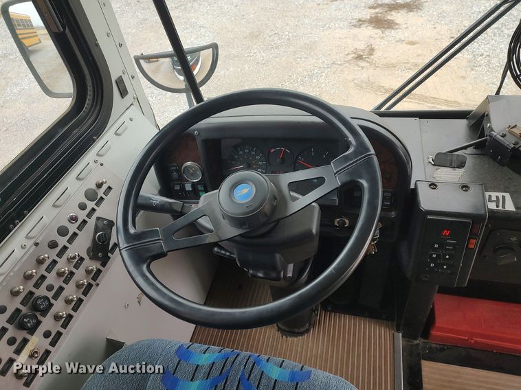 image for item MM9935 2000 Blue Bird All American  coach bus