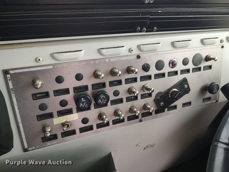 image for item MM9935 2000 Blue Bird All American  coach bus