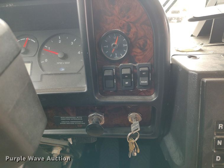 image for item MM9935 2000 Blue Bird All American  coach bus