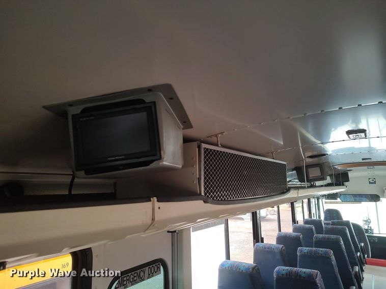 image for item MM9935 2000 Blue Bird All American  coach bus