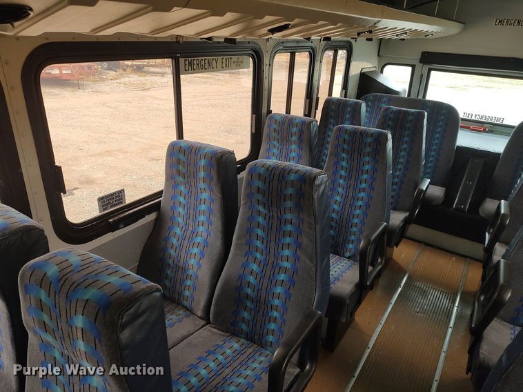 image for item MM9935 2000 Blue Bird All American  coach bus