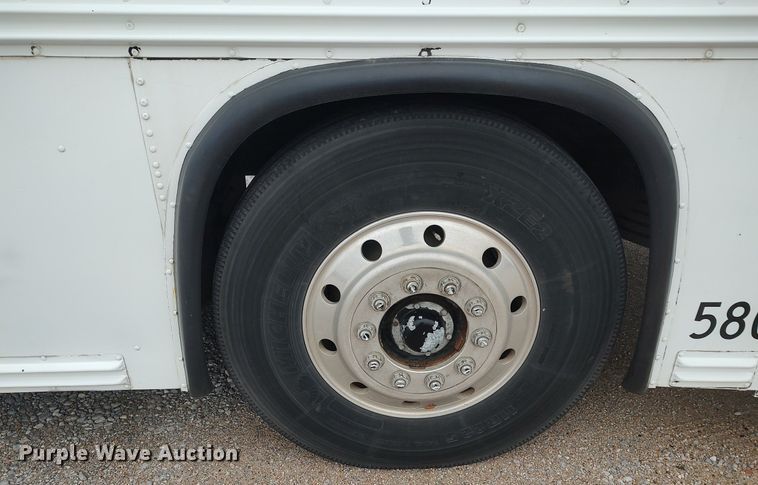 image for item MM9935 2000 Blue Bird All American  coach bus