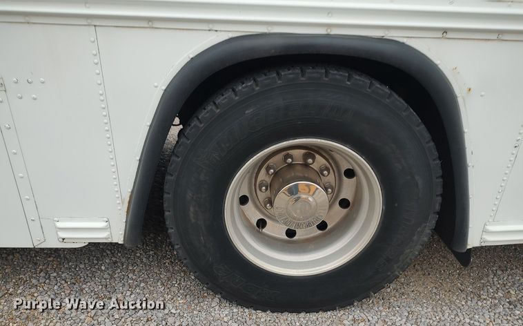 image for item MM9935 2000 Blue Bird All American  coach bus