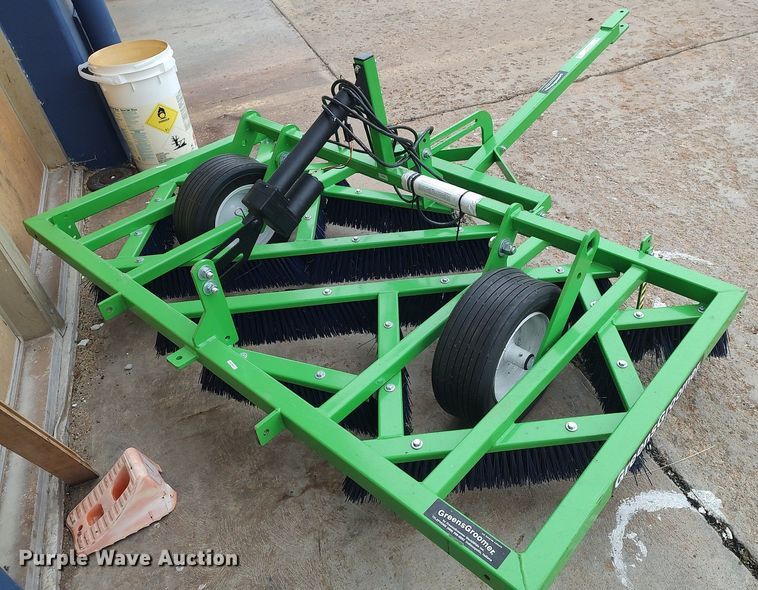 image for item MM9936 Greens Groomer  turf brush