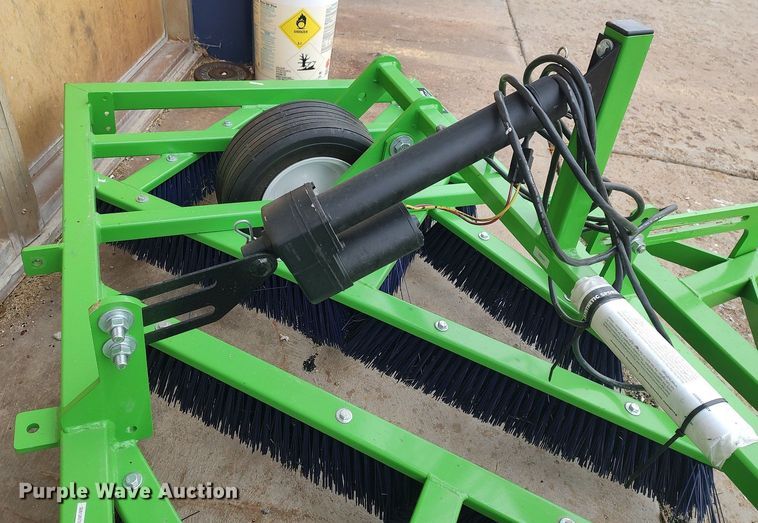 image for item MM9936 Greens Groomer  turf brush
