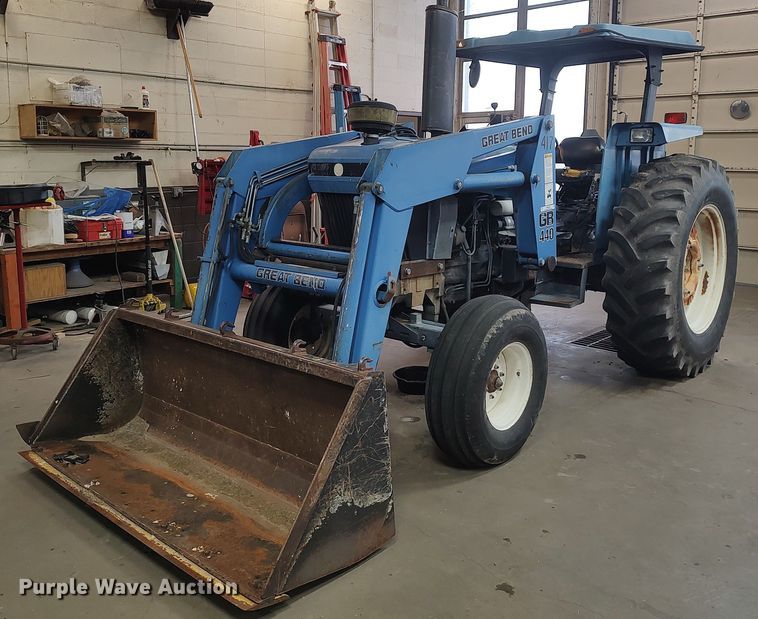 image for item MM9938 1998 New Holland 7610  tractor