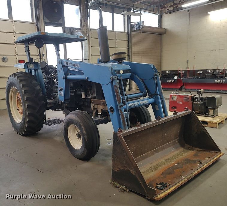 image for item MM9938 1998 New Holland 7610  tractor