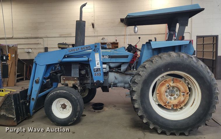 image for item MM9938 1998 New Holland 7610  tractor