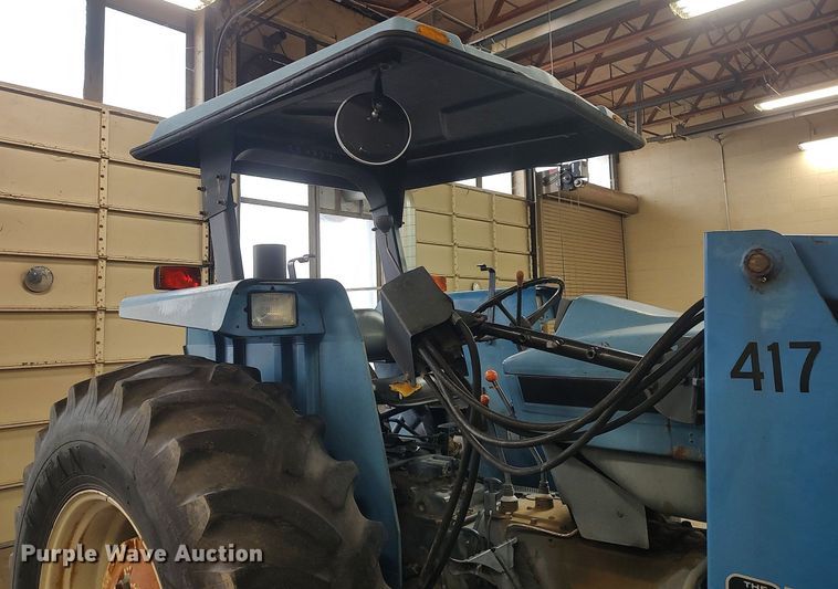 image for item MM9938 1998 New Holland 7610  tractor