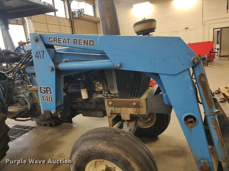 image for item MM9938 1998 New Holland 7610  tractor