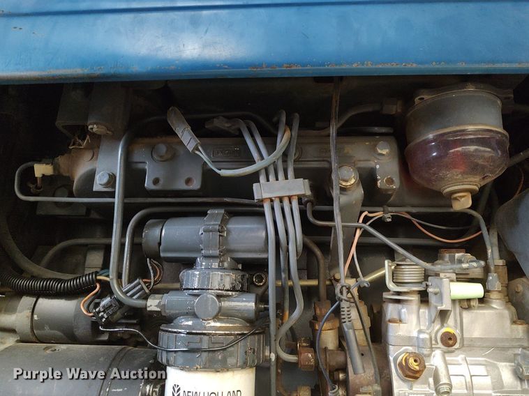 image for item MM9938 1998 New Holland 7610  tractor