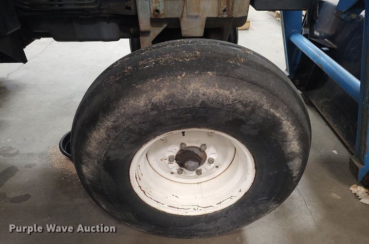 image for item MM9938 1998 New Holland 7610  tractor