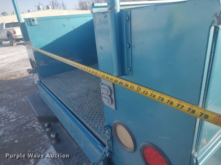 image for item MM9945 1993 GMC Sierra C2500  utility bed pickup truck