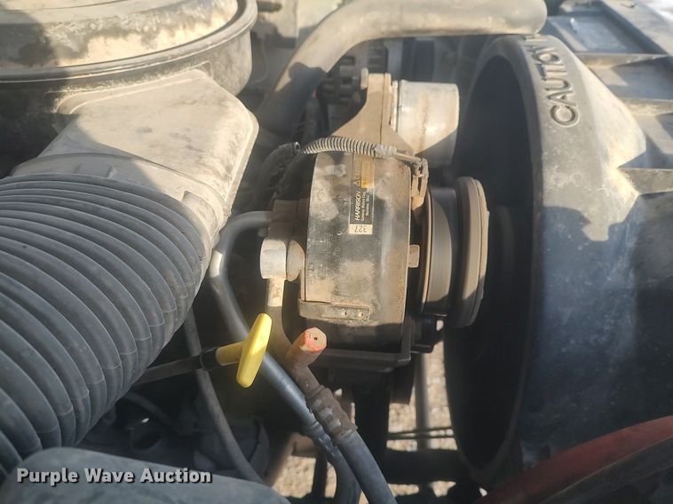 image for item MM9945 1993 GMC Sierra C2500  utility bed pickup truck