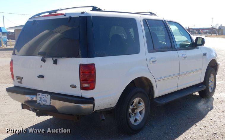image for item MP9031 1998 Ford Expedition XLT  SUV