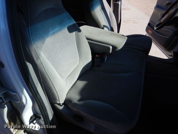 image for item MP9031 1998 Ford Expedition XLT  SUV