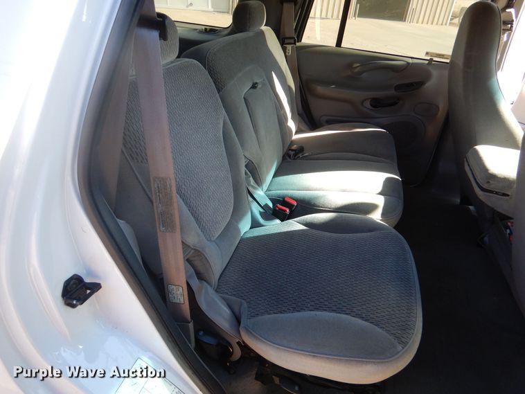 image for item MP9031 1998 Ford Expedition XLT  SUV