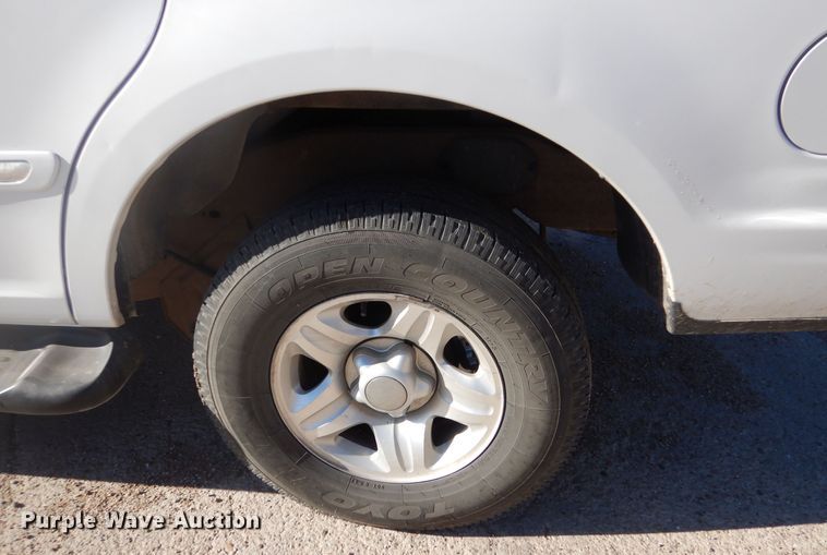 image for item MP9031 1998 Ford Expedition XLT  SUV