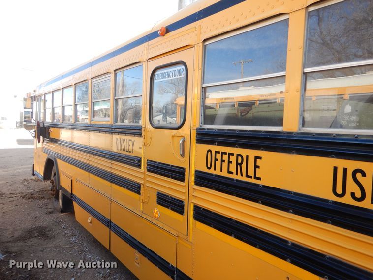 image for item MP9034 1994 Blue Bird TC2000  school bus