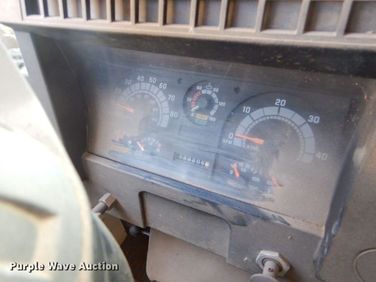 image for item MP9034 1994 Blue Bird TC2000  school bus