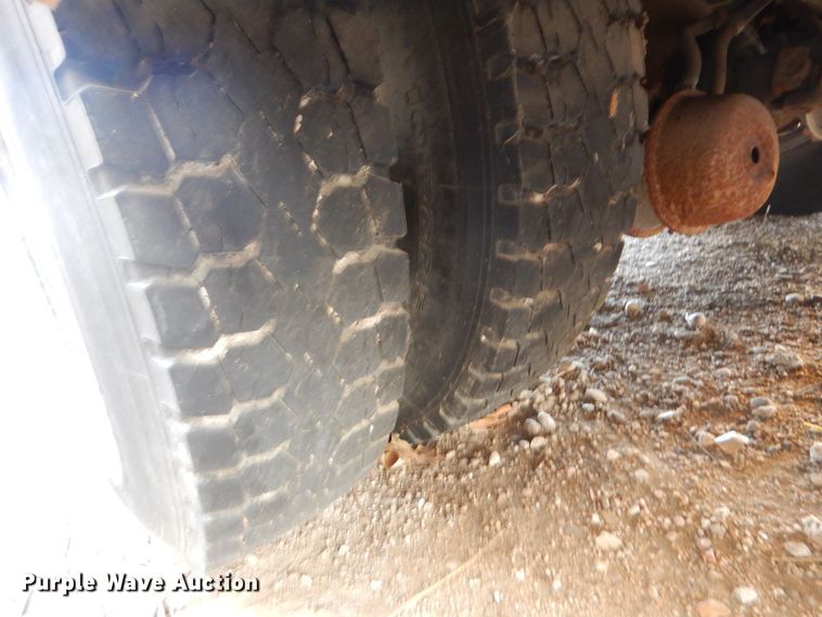 image for item MP9034 1994 Blue Bird TC2000  school bus