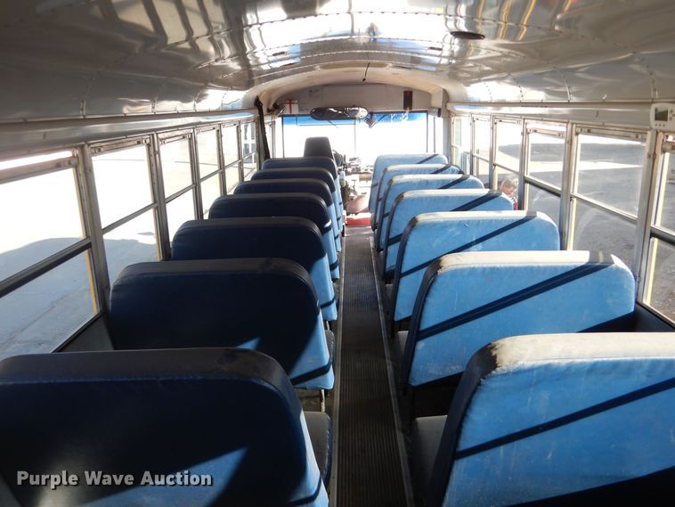 image for item MP9035 2000 Freightliner  school bus