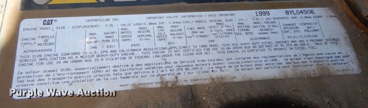 image for item MP9035 2000 Freightliner  school bus