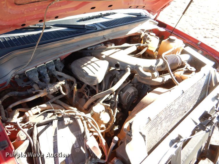 image for item MP9038 2008 Ford F350 Super Duty XL  pickup truck cab and chassis