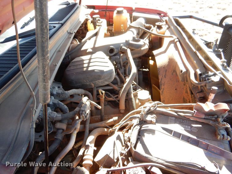 image for item MP9038 2008 Ford F350 Super Duty XL  pickup truck cab and chassis