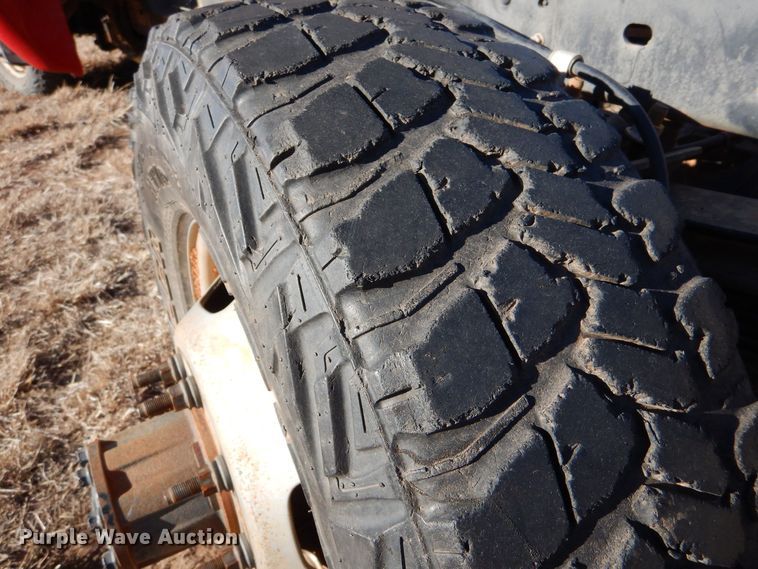 image for item MP9038 2008 Ford F350 Super Duty XL  pickup truck cab and chassis