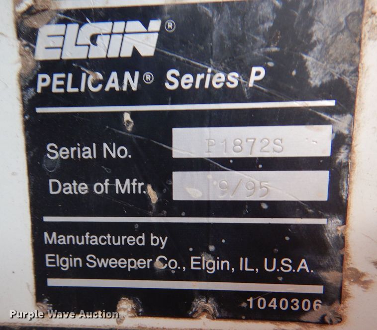 image for item MT9999 1995 Elign Pelican Series P  street sweeper truck