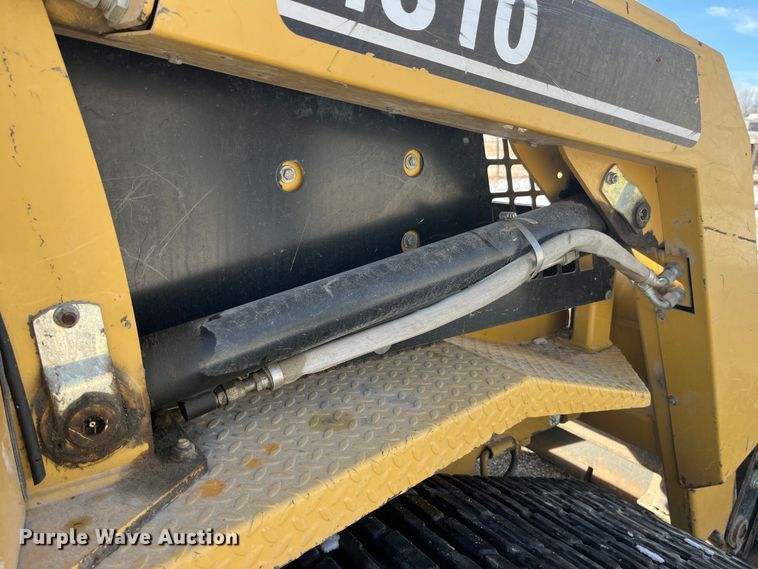 image for item MW9436 2000 ASV 4810  tracked skid steer loader