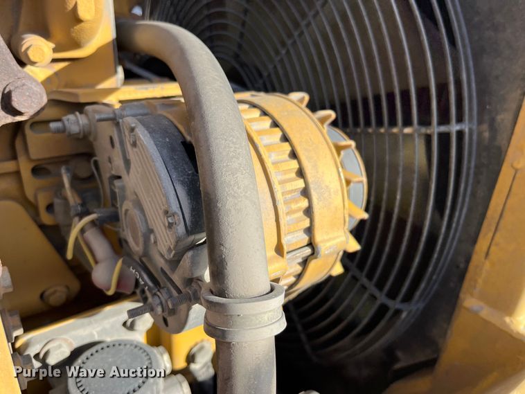 image for item MW9436 2000 ASV 4810  tracked skid steer loader