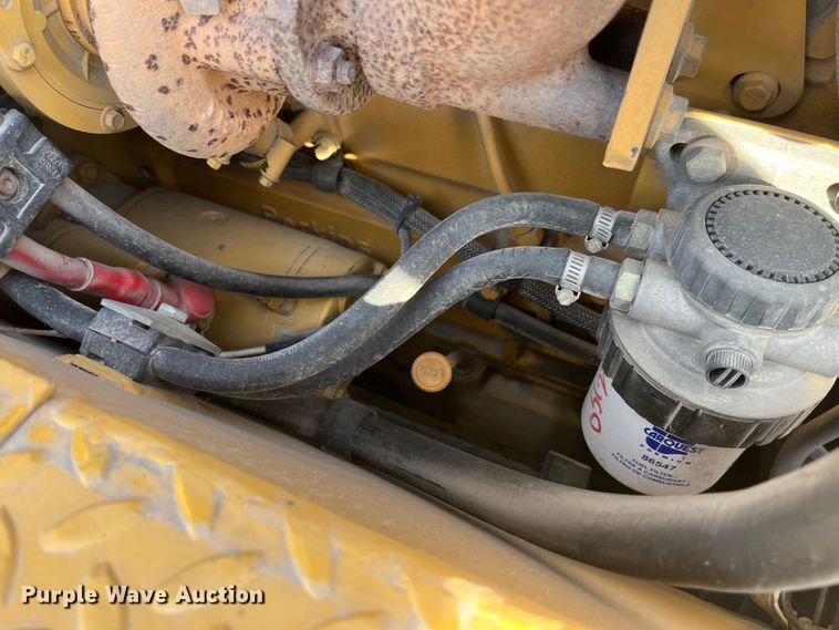 image for item MW9436 2000 ASV 4810  tracked skid steer loader