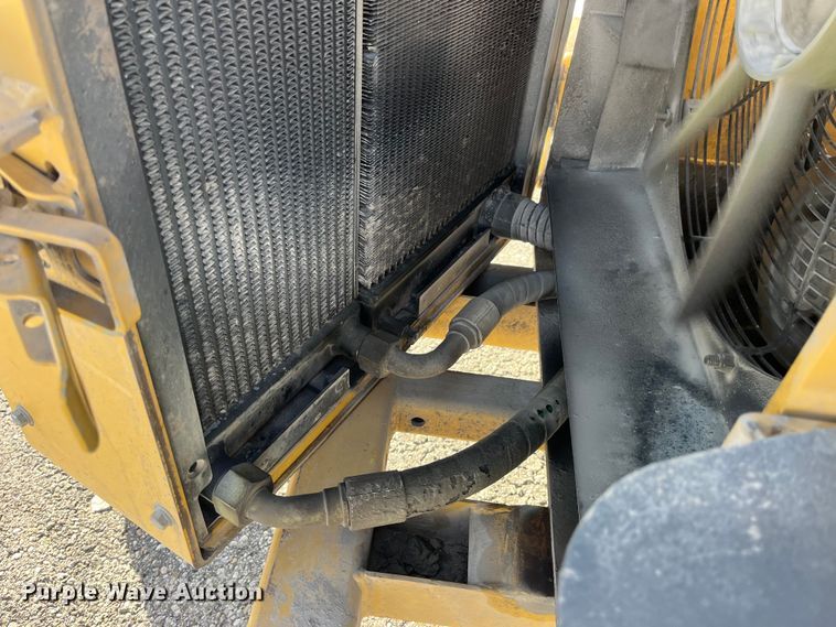 image for item MW9436 2000 ASV 4810  tracked skid steer loader