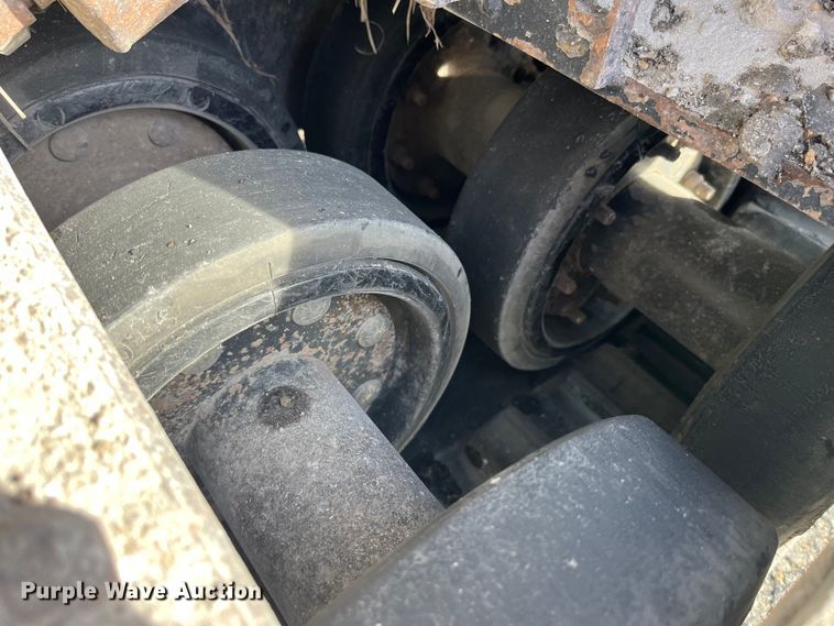 image for item MW9436 2000 ASV 4810  tracked skid steer loader