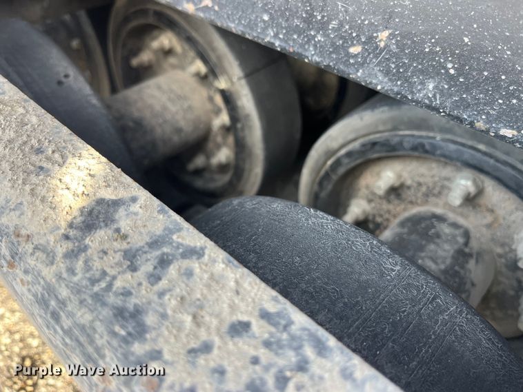 image for item MW9436 2000 ASV 4810  tracked skid steer loader