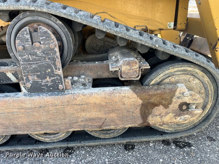 image for item MW9436 2000 ASV 4810  tracked skid steer loader