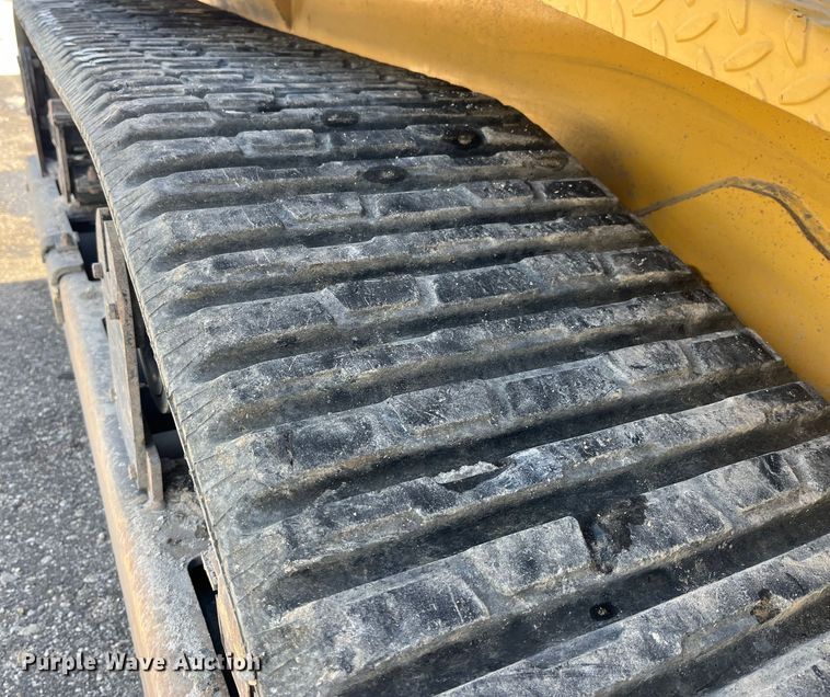 image for item MW9436 2000 ASV 4810  tracked skid steer loader