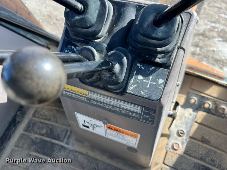 image for item MW9438 2005 Case 590 Super M Series 2  backhoe