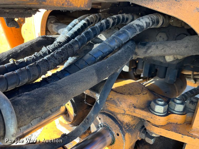 image for item MW9438 2005 Case 590 Super M Series 2  backhoe