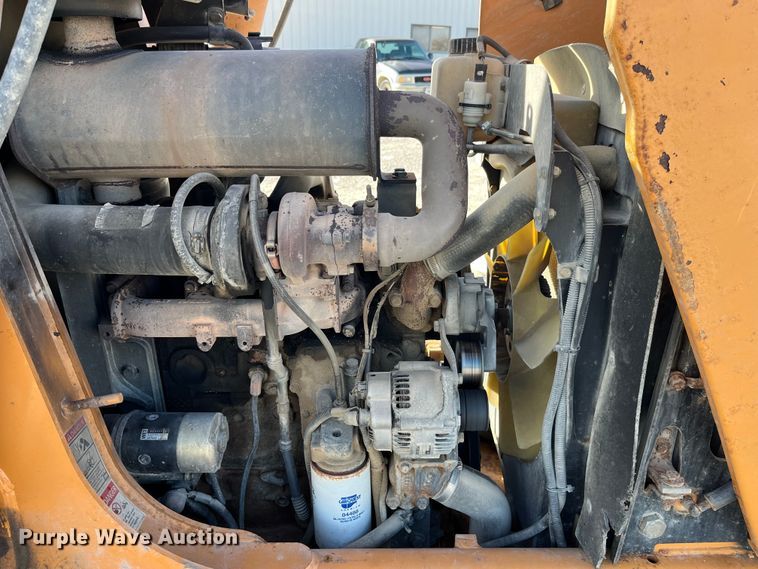 image for item MW9438 2005 Case 590 Super M Series 2  backhoe