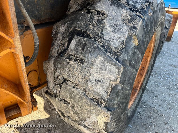 image for item MW9438 2005 Case 590 Super M Series 2  backhoe