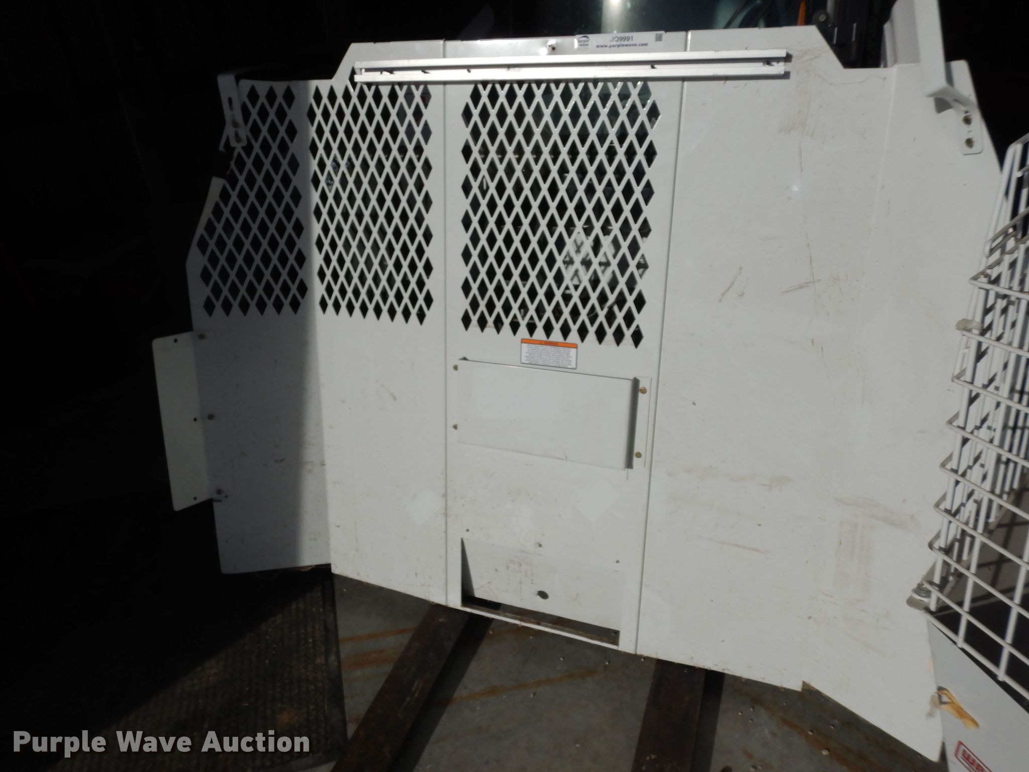 (2) Weather Guard cage dividers in Onaga, KS Item JQ9991 sold