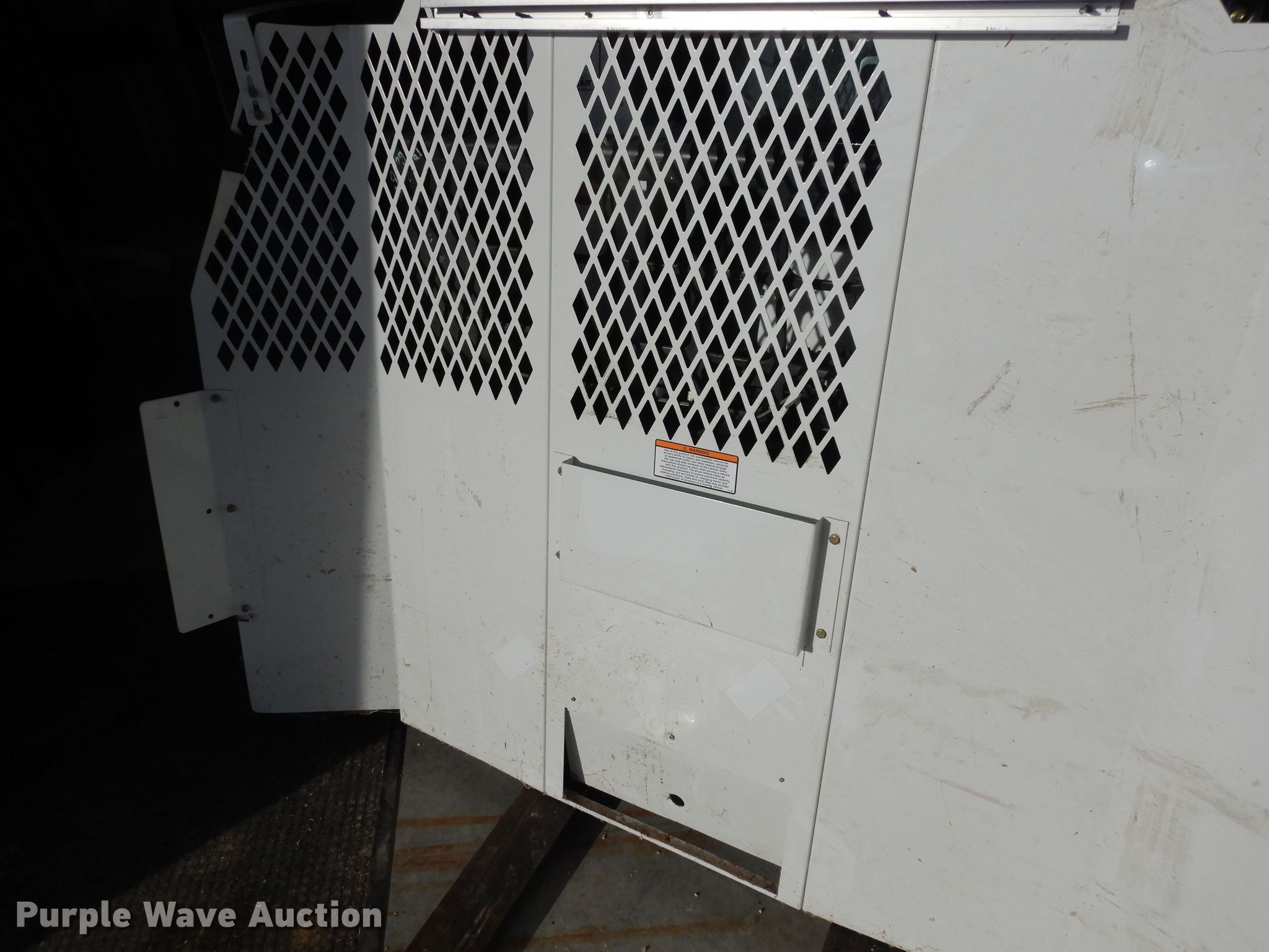 (2) Weather Guard cage dividers in Onaga, KS Item JQ9991 sold