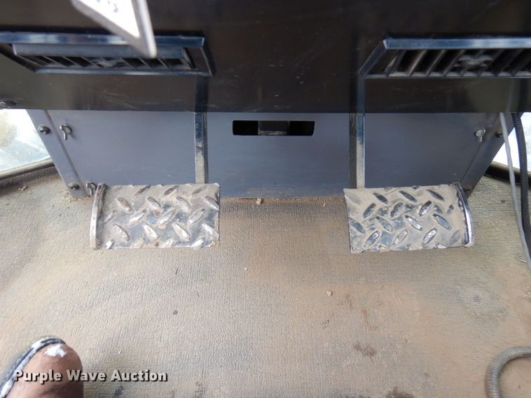 image for item AF9335 1996 Caterpillar Challenger 75C  tractor