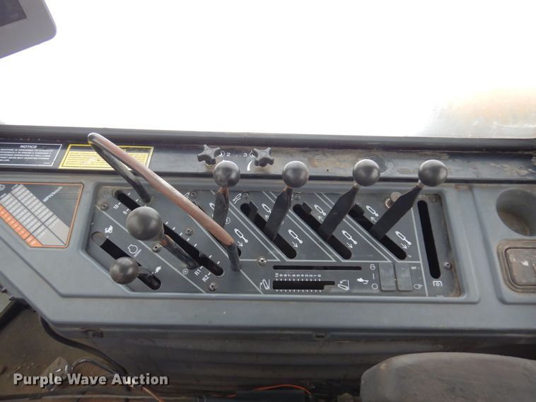 image for item AF9335 1996 Caterpillar Challenger 75C  tractor